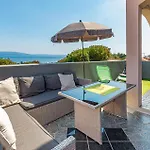 Apartamento Gorgeous In With Wifi