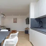 Gorgeous In With Wifi Apartamento