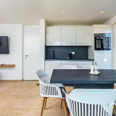 Apartamento Gorgeous In With Wifi *